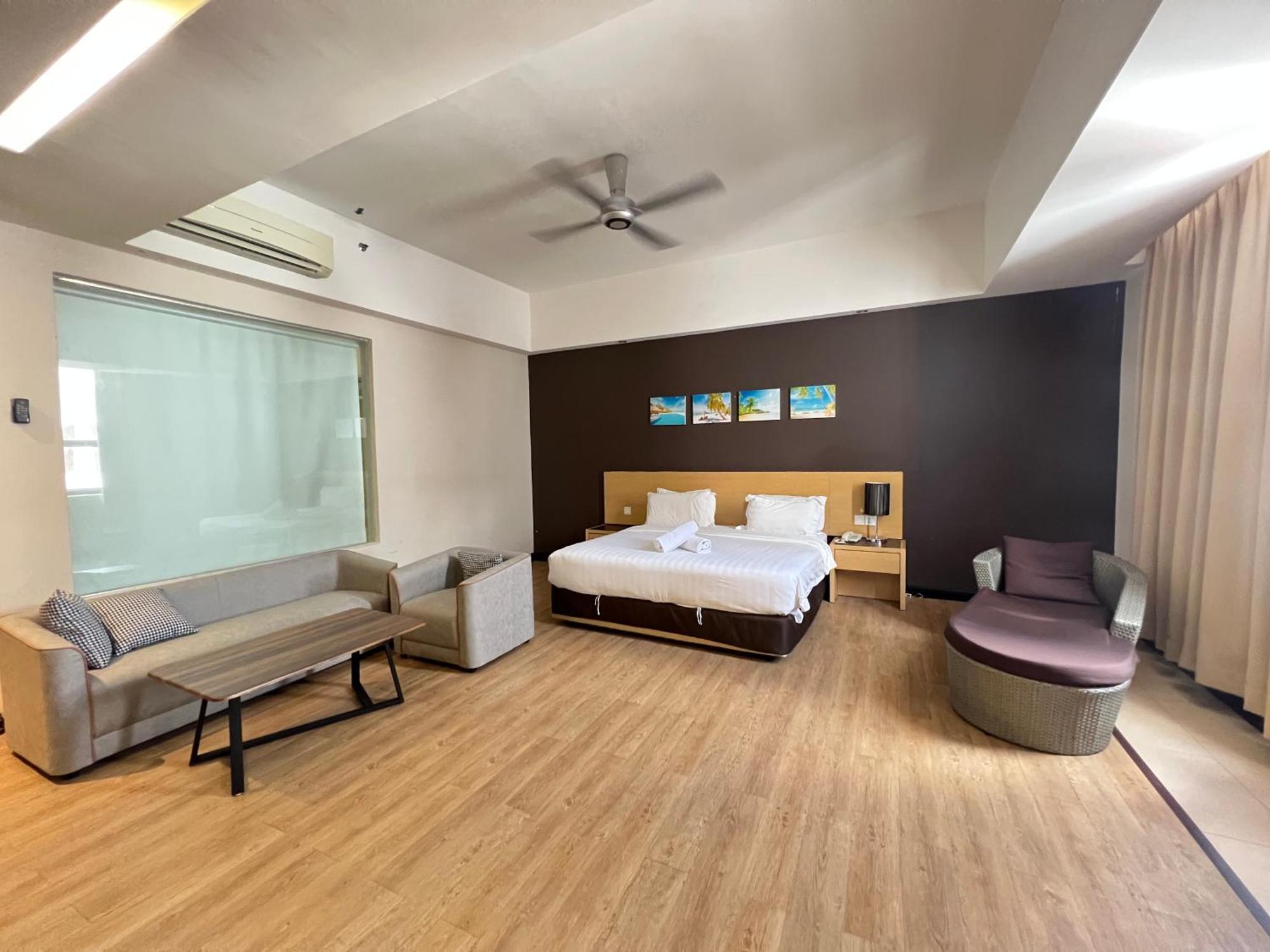 Hotel Langkasuka Langkawi Куах Екстер'єр фото
