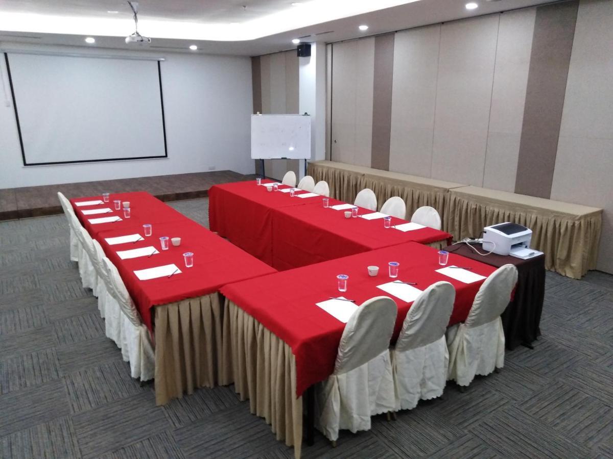 Hotel Langkasuka Langkawi Куах Екстер'єр фото